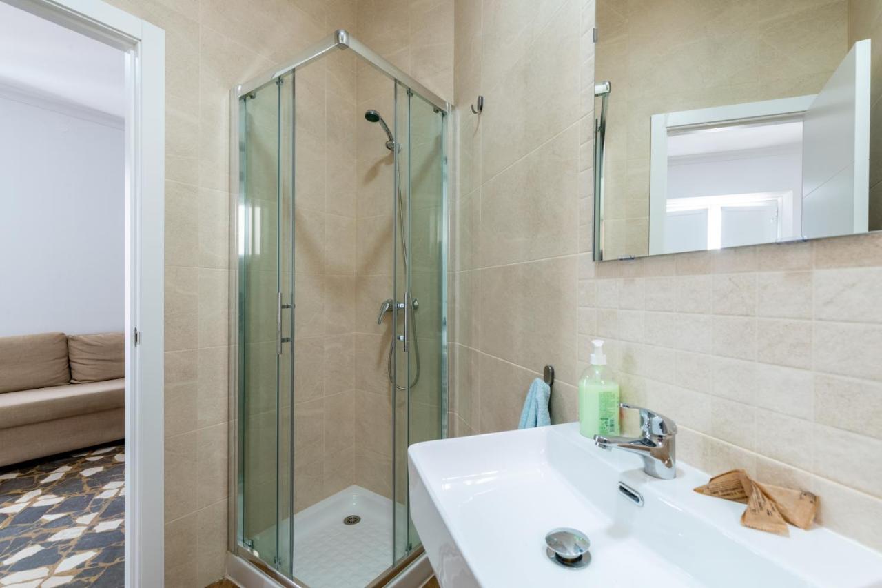 Aoa Conde De Ibarra Apartment Севиля Екстериор снимка