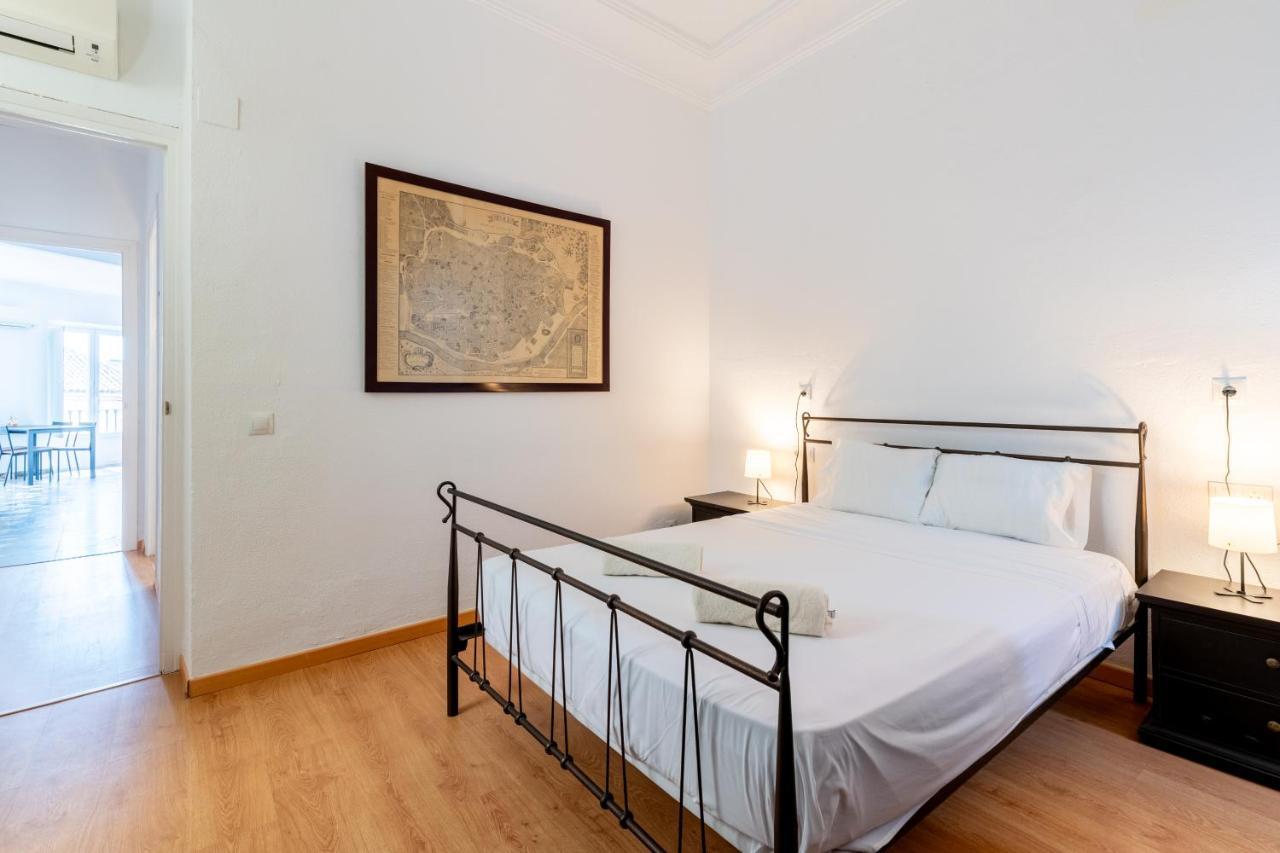 Aoa Conde De Ibarra Apartment Севиля Екстериор снимка