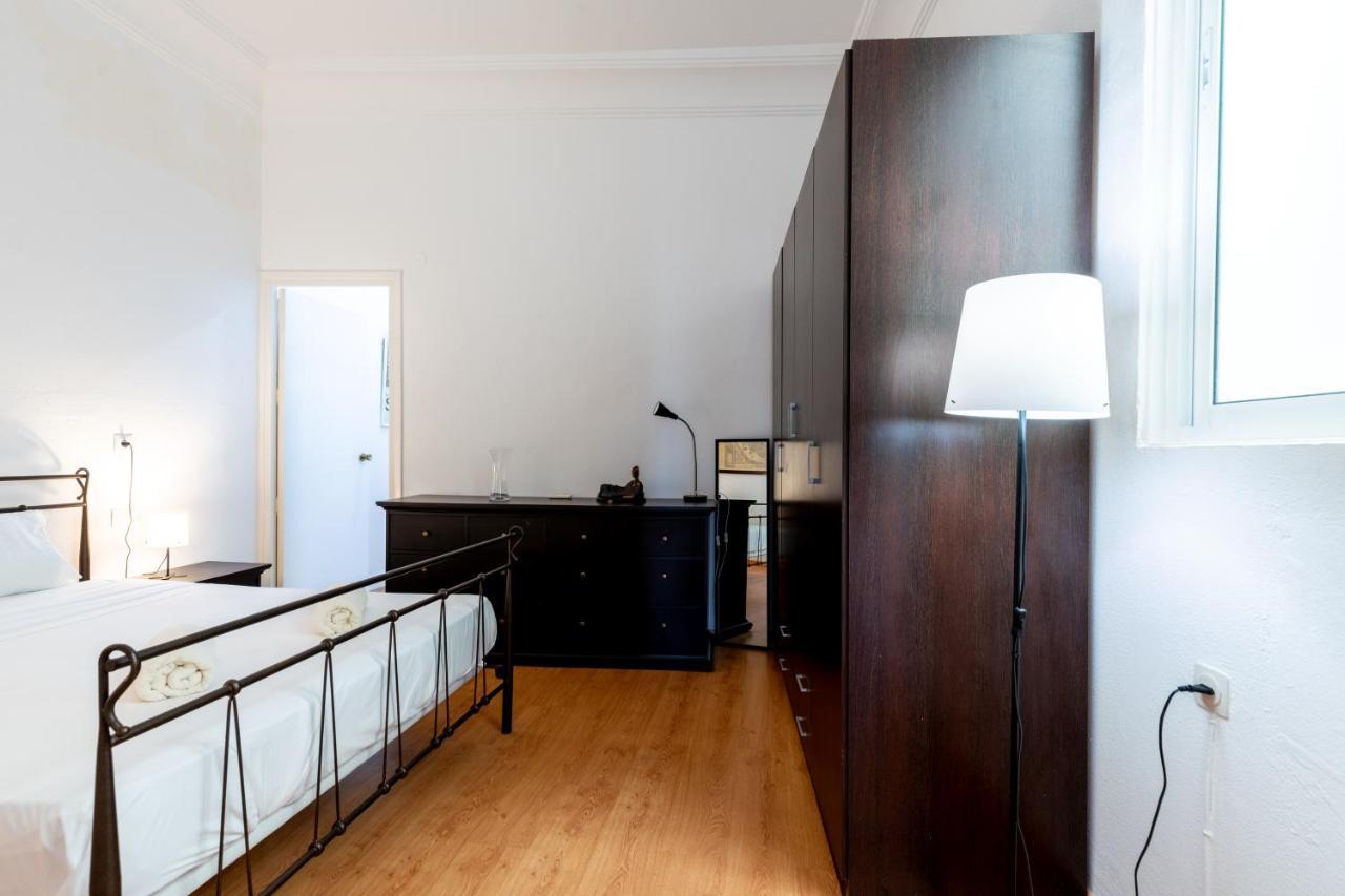 Aoa Conde De Ibarra Apartment Севиля Екстериор снимка